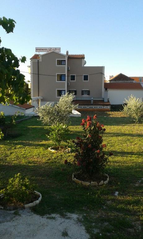 Vinka Apartments Seget Vranjica Exterior photo